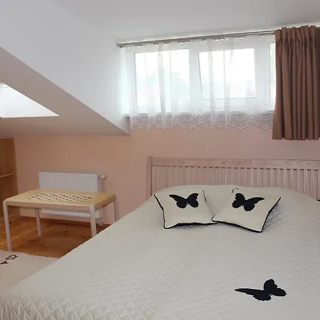 Apartmán Nikole Apartamentai *